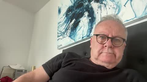 ozhairybearxxxx online show from March 23, 2026, 12:58 am