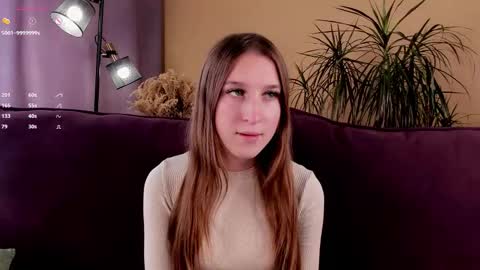 Caroline or just Lina online show from September 11, 2025, 2:33 am