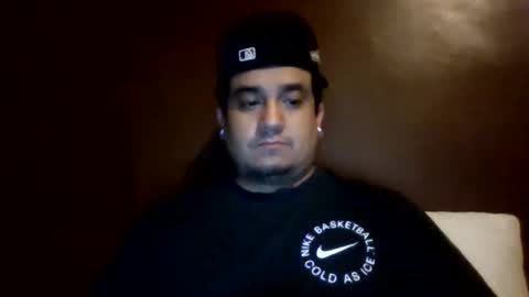 ozlo online show from October 19, 2025, 1:34 pm