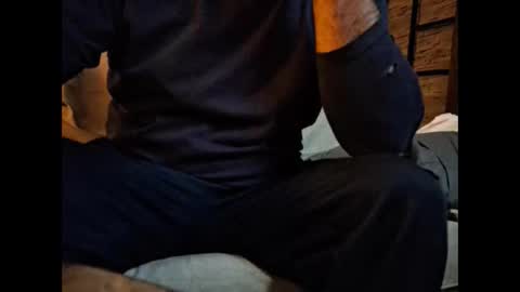 p326032 online show from November 2, 2025, 1:30 am