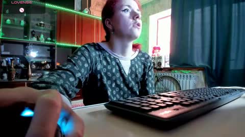 Ella online show from February 9, 2025, 1:03 pm