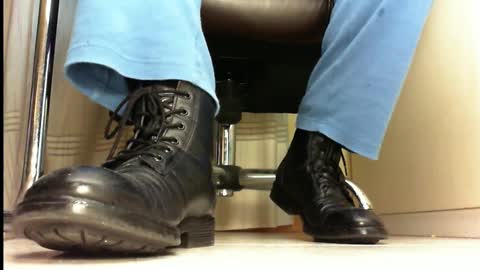 Pablo Meness online show from March 9, 2025, 5:28 pm