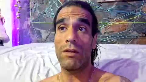 pablouyu online show from February 18, 2025, 3:31 am