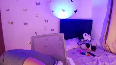 Fernanda online show from November 20, 2025, 8:03 am