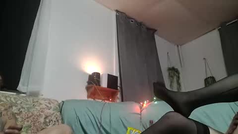 Snapshot of pahornycouple8392 chatting on November 24, 2025, 7:08 am pahornycouple8392 online show from November 24, 2025, 7:08 am