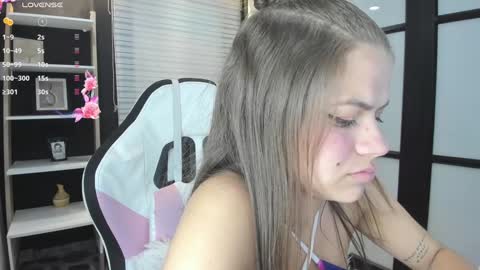 Paige online show from January 17, 2025, 12:10 am