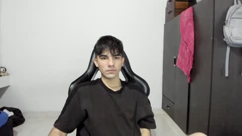 pakun_ online show from December 30, 2024, 12:22 am