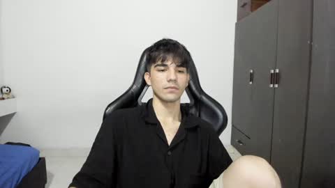 pakun_ online show from December 31, 2024, 12:32 am