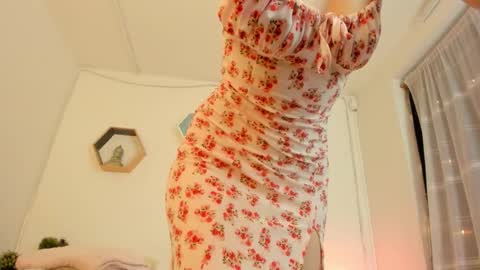 Paloma  online show from November 14, 2025, 9:24 pm