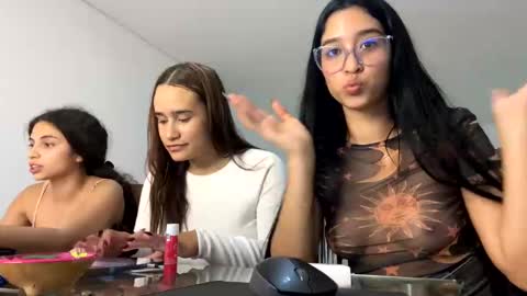 pamela_milleer online show from January 3, 2025, 8:43 am