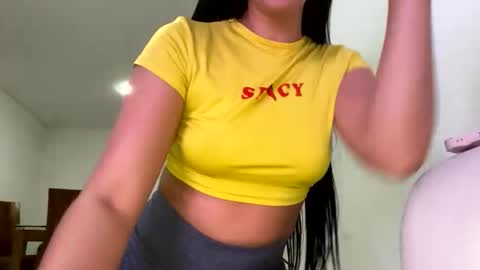 pamela_milleer online show from April 5, 2026, 4:20 am