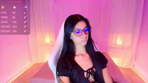  P A M  online show from February 11, 2025, 8:20 pm