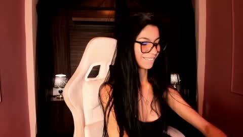  P A M  online show from June 10, 2026, 4:12 am