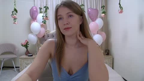 Snapshot of pamelablair chatting on February 18, 2025, 6:04 am Pamela Blair online show from February 18, 2025, 6:04 am