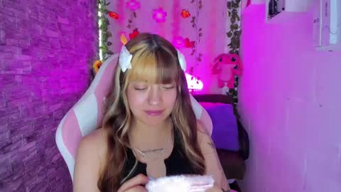 pamelajhonsom online show from January 27, 2025, 3:39 pm