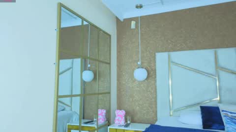 pamplemusa_ online show from April 13, 2026, 11:27 am