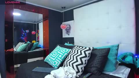 Snapshot of pandora_rey2 chatting on December 30, 2024, 7:00 pm ---Pandora--- online show from December 30, 2024, 7:00 pm