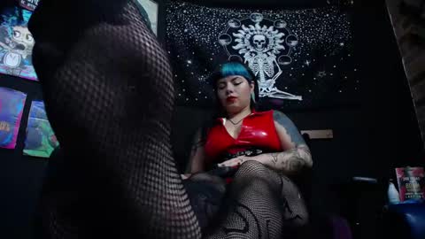       online show from February 19, 2025, 12:03 am