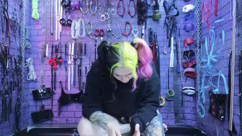 PandoraNez online show from December 29, 2024, 5:53 am