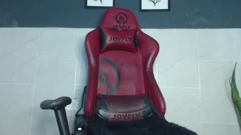 pandorawinspurd3 online show from December 4, 2024, 5:55 pm