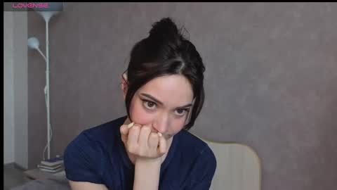 pandorawithlove online show from March 4, 2025, 10:24 am