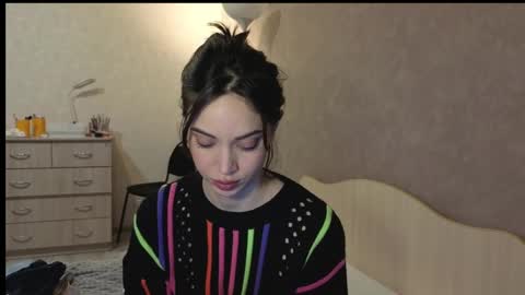 pandorawithlove online show from March 4, 2025, 1:38 pm