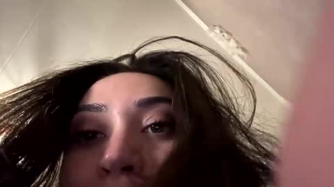 pandorawithlove online show from October 26, 2025, 3:29 pm