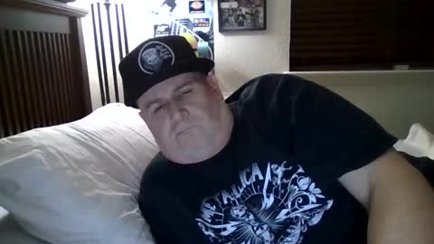 panos online show from March 12, 2025, 3:35 am