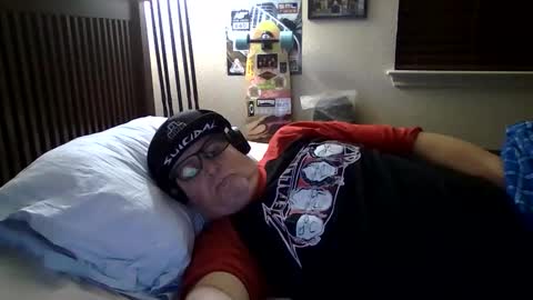 panos online show from December 2, 2025, 12:10 pm