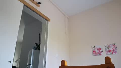 pansak1973 online show from February 18, 2025, 8:16 am