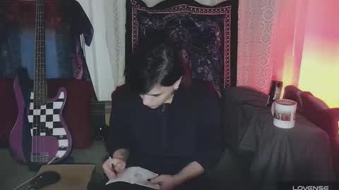 Snapshot of panther_cap chatting on December 5, 2025, 1:42 pm In bio online show from December 5, 2025, 1:42 pm