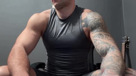 Snapshot of panther_style chatting on February 7, 2026, 1:59 pm Oleg online show from February 7, 2026, 1:59 pm