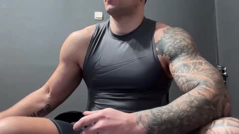 Snapshot of panther_style chatting on February 8, 2026, 7:56 am Oleg online show from February 8, 2026, 7:56 am