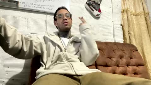 panthers_room online show from December 22, 2024, 11:22 am