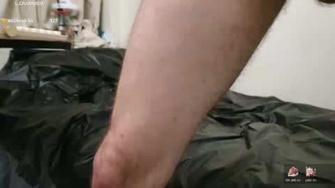 Snapshot of pantslesstraveler_plt chatting on December 29, 2024, 11:08 pm PantsLessTraveler online show from December 29, 2024, 11:08 pm