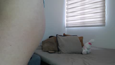 pantyhose_xxx_ online show from January 8, 2026, 4:09 pm