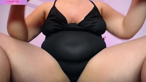 paola online show from February 12, 2025, 1:41 am