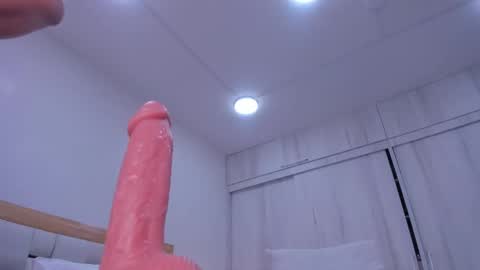 Snapshot of paolaa_rodriguez chatting on February 1, 2025, 1:12 am Paola online show from February 1, 2025, 1:12 am