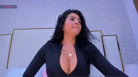 Snapshot of paolaa_rodriguez chatting on September 16, 2025, 11:33 am Paola online show from September 16, 2025, 11:33 am