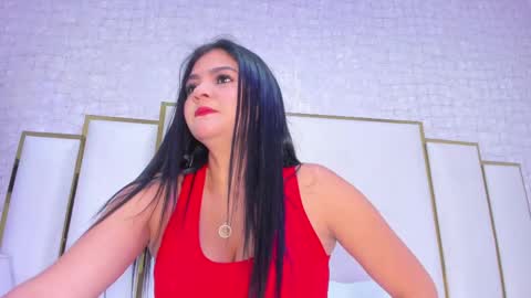 Snapshot of paolaa_rodriguez chatting on October 13, 2025, 11:32 am Paola online show from October 13, 2025, 11:32 am