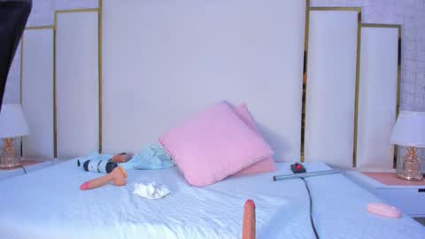 Snapshot of paolaa_rodriguez chatting on December 3, 2025, 11:30 am Paola online show from December 3, 2025, 11:30 am