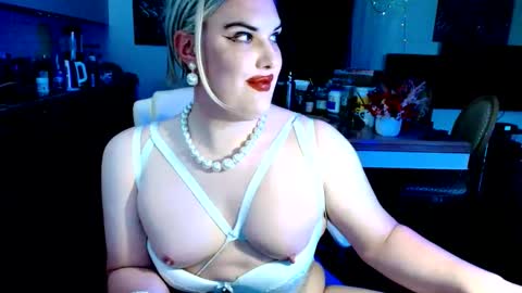 Sarina Williams online show from June 8, 2026, 1:44 pm