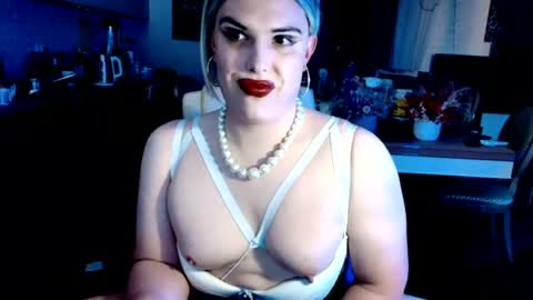 Sarina Williams online show from June 18, 2026, 2:10 pm