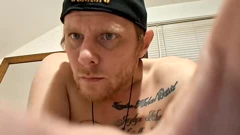 papapfouts online show from April 11, 2026, 2:16 am