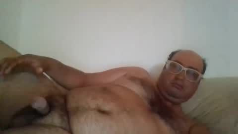 papi_adiel4 online show from May 20, 2026, 10:05 pm