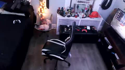 papian0 online show from October 4, 2025, 1:14 am