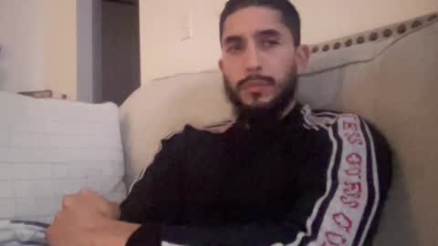 papicubano_guapo23cm online show from November 6, 2025, 6:36 am