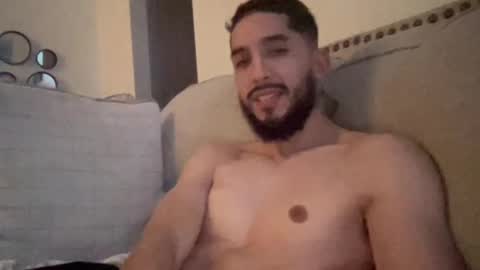 papicubano_guapo23cm online show from February 20, 2026, 6:26 am