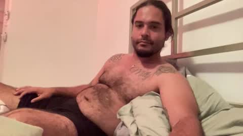 PapiiPR185 online show from April 16, 2026, 5:41 am