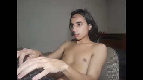 Snapshot of papito20cm chatting on December 15, 2024, 1:46 am Lau online show from December 15, 2024, 1:46 am